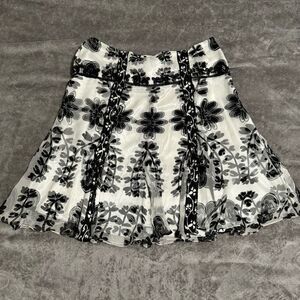 ECI New York Silk Black & White Floral Skirt L